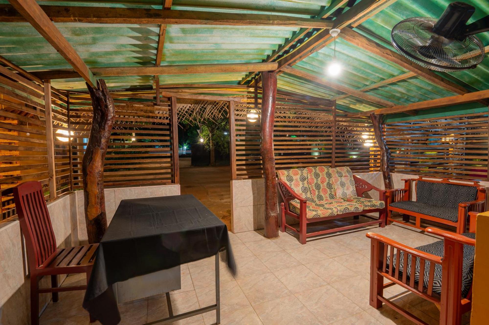 Ayurvedic Lanka Wellness Hotel Moragaswewa Екстериор снимка