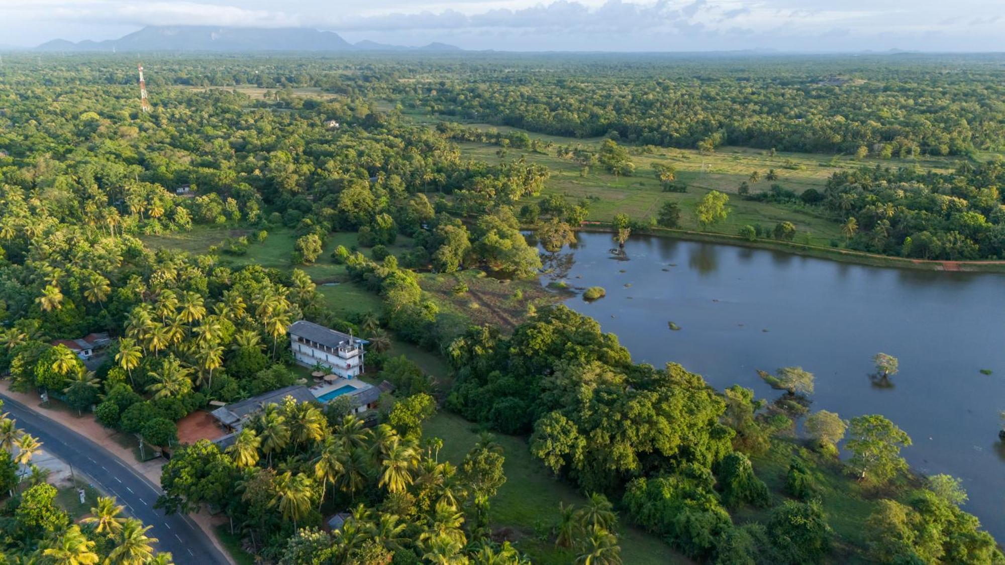 Ayurvedic Lanka Wellness Hotel Moragaswewa Екстериор снимка