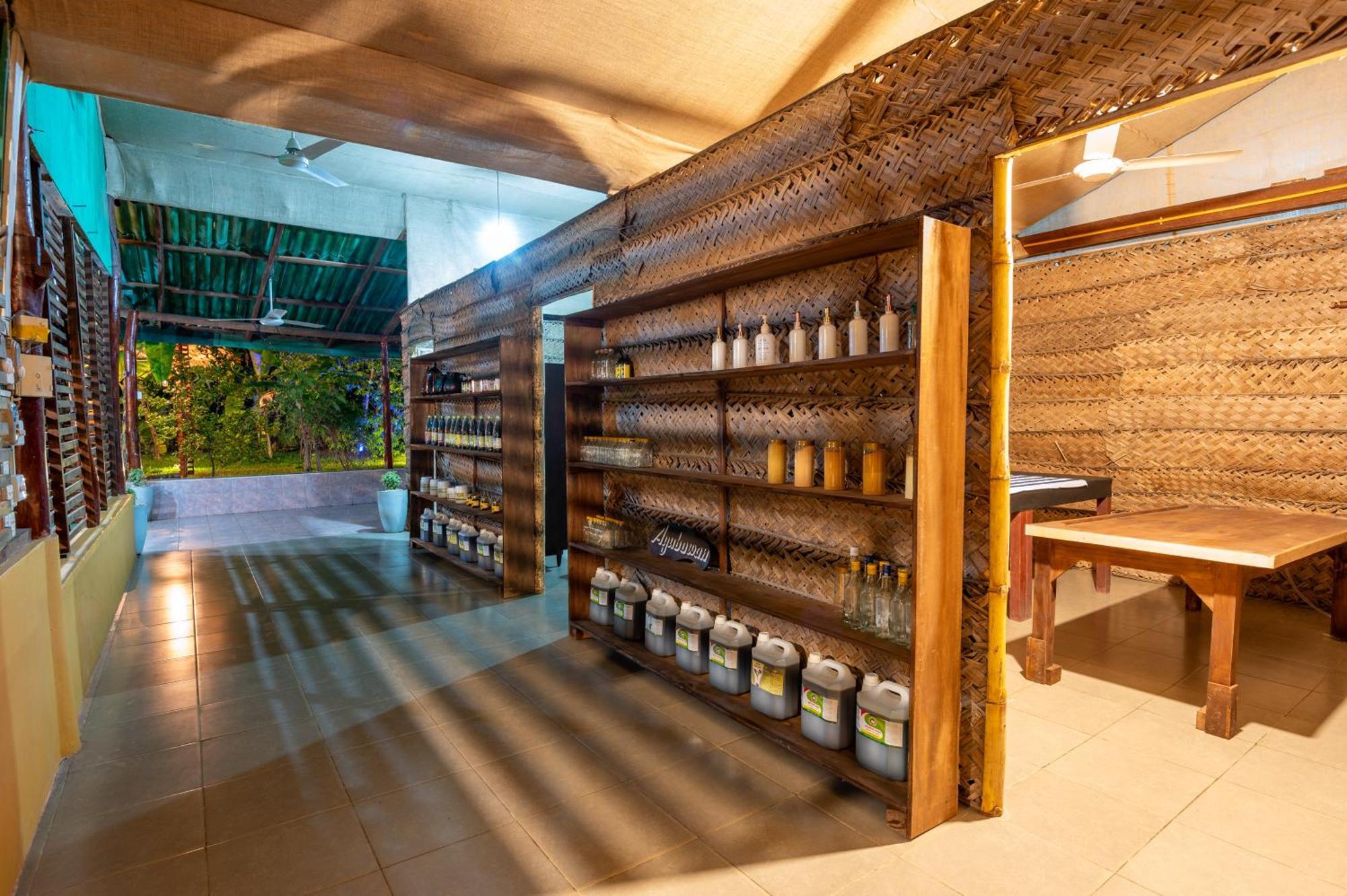 Ayurvedic Lanka Wellness Hotel Moragaswewa Екстериор снимка